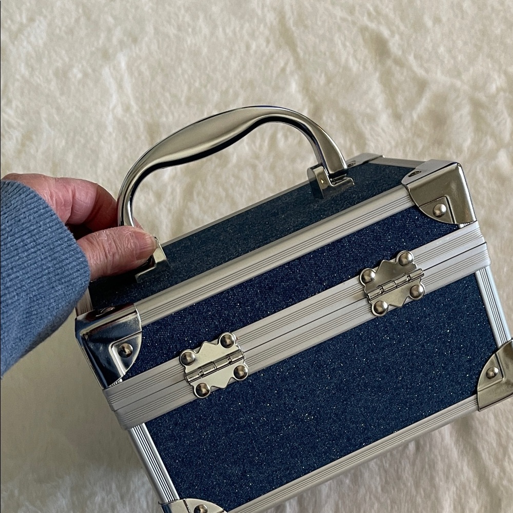 Caboodles Navy and Silver Storage Case - Picture 8 of 8
